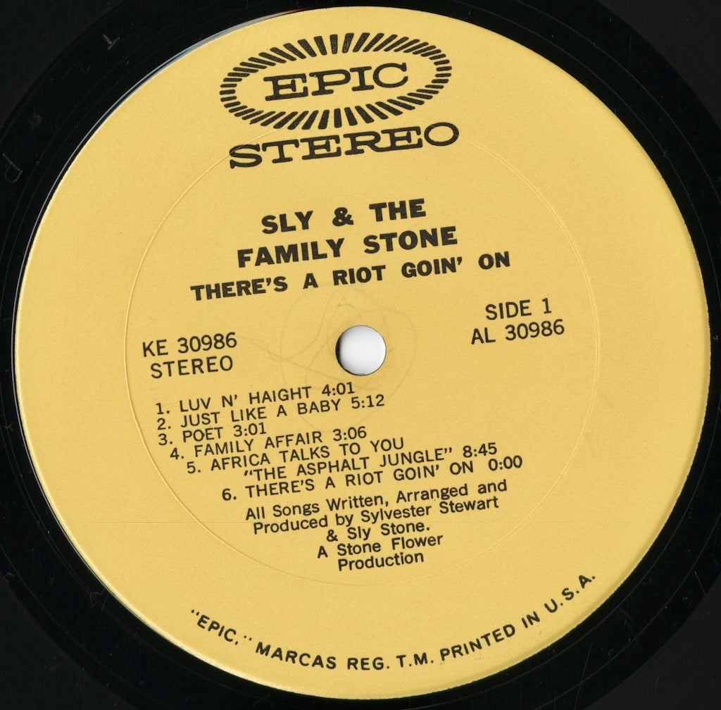 Sly & The Family Stone - There's A Riot Goin' On (KE 30986) 1971 US Epic|中古LP