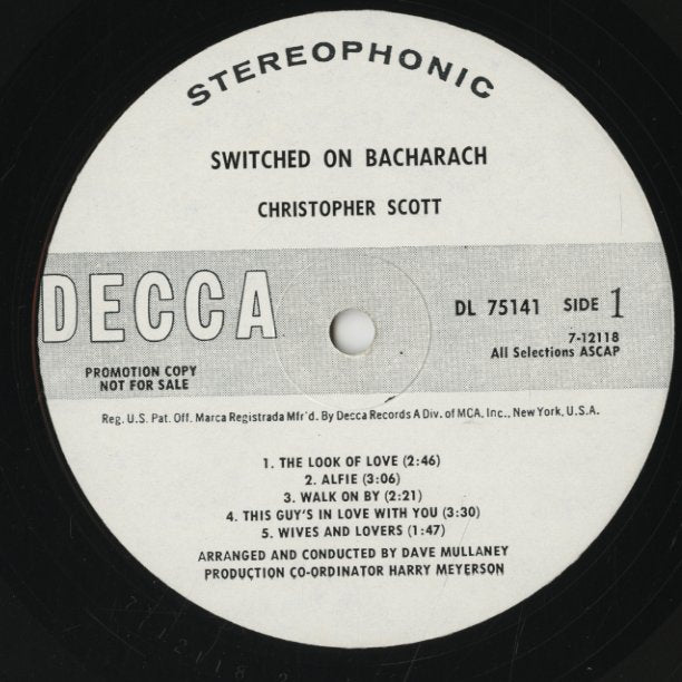 Christpher Scott / クリストファー・スコット / Switched-On Bacharach (DL75141)