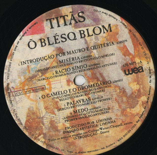Titas / O Blesq Blom (670.9075)