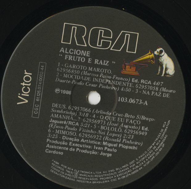 Alcione / Fruto E Raiz (103.0673)