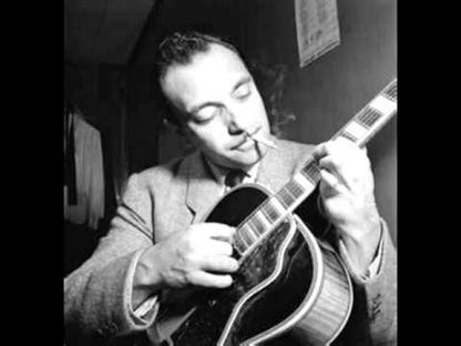 Django Reinhardt / ジャンゴ・ラインハルト / Swing It Lightly (KC 31479)